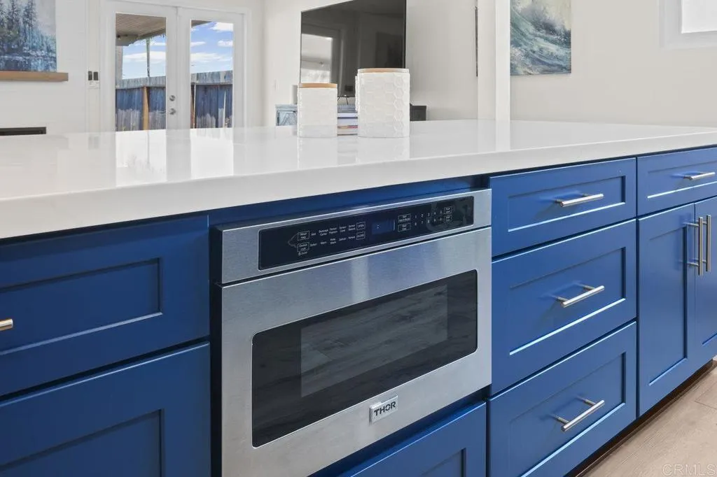 https://cdn.realtyfeed.com/cdn/127/306517958/ce43d764f6e924981e4ac08b13e1dd48.webp