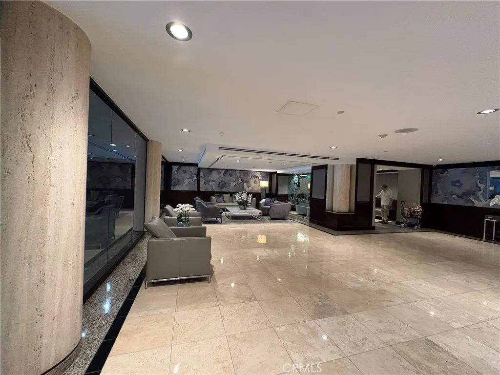 200 N Swall Drive Unit L252, Beverly Hills, CA 90211 - Photo 5 of 25, Beverly Hills, CA