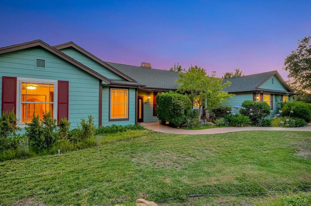 https://cdn.realtyfeed.com/cdn/127/306518007/0e35aa2d527f11a73eb7aa1da84fe7a0.webp
