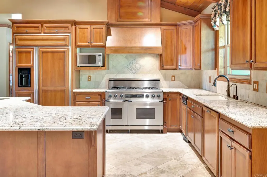 https://cdn.realtyfeed.com/cdn/127/306518007/2c6a1da6ceab1ffdc7d1ea98c0d889dc.webp