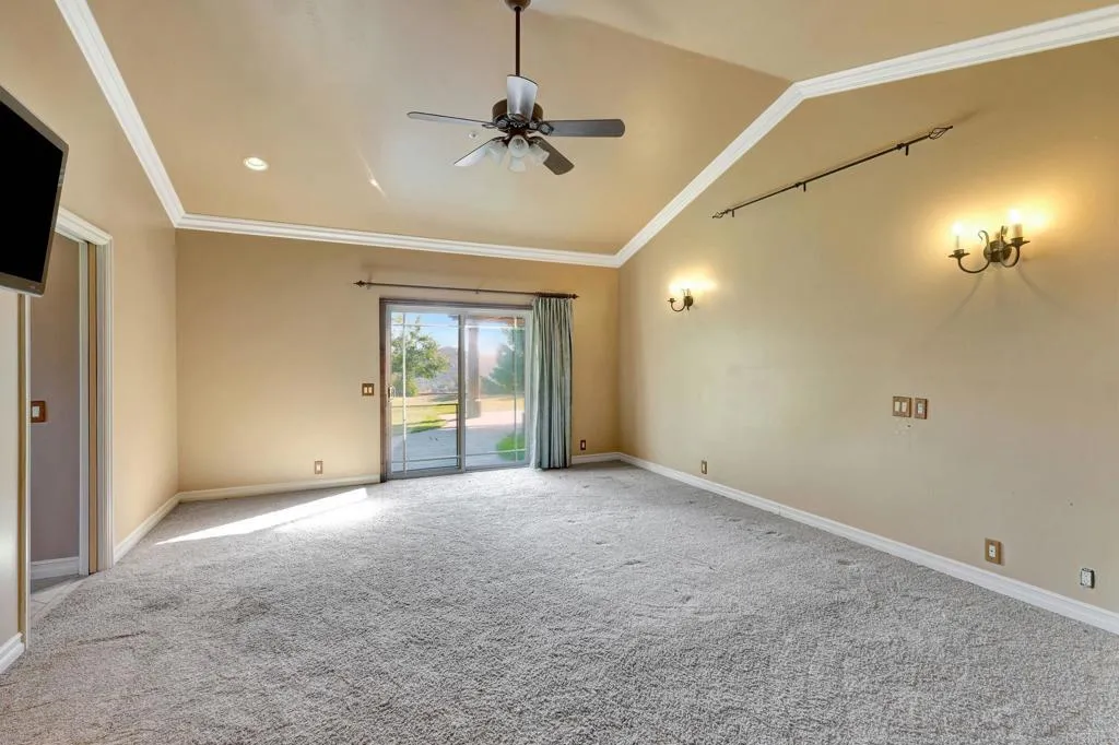 https://cdn.realtyfeed.com/cdn/127/306518007/462c3037a972734057f06967ca6d608a.webp