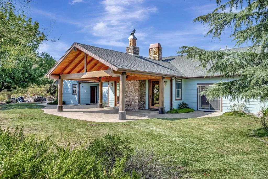 https://cdn.realtyfeed.com/cdn/127/306518007/4a3dd0ae203032c99bbe4a1b68477a2b.webp