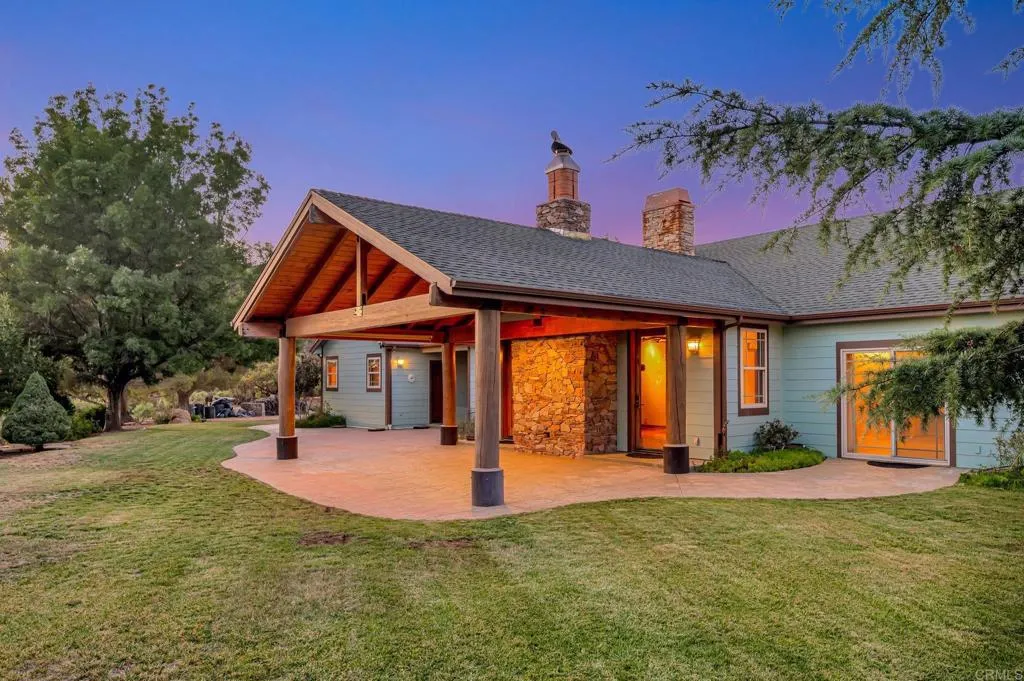 https://cdn.realtyfeed.com/cdn/127/306518007/616ecb9c060ad52ea5cfb8021ee41f80.webp