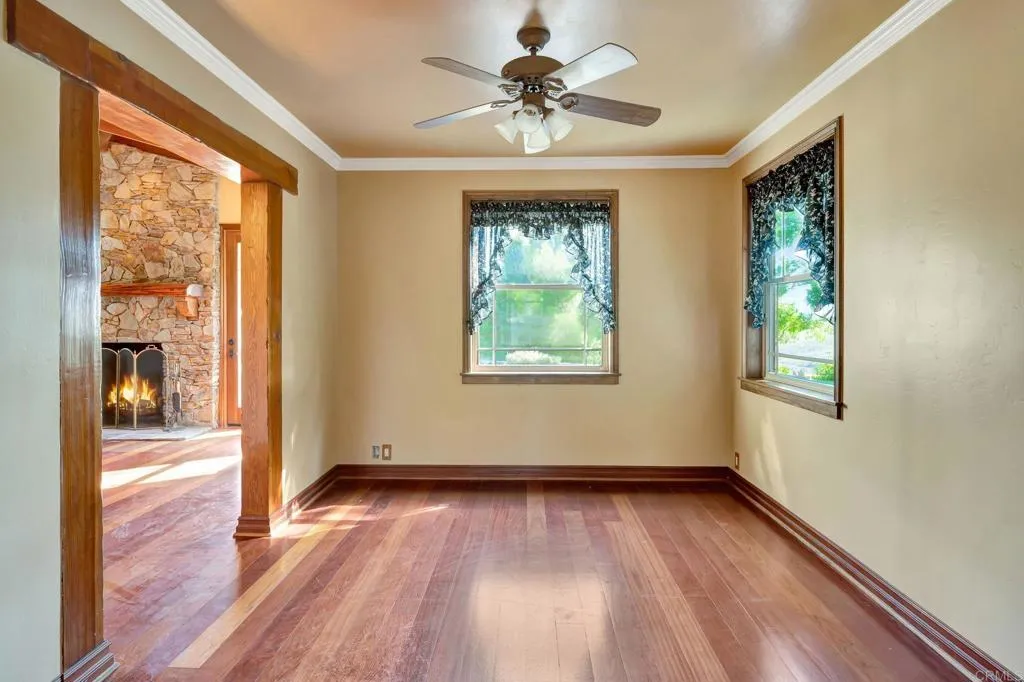 https://cdn.realtyfeed.com/cdn/127/306518007/bfd65a659cca9ab0841ff8b1780b7eb9.webp
