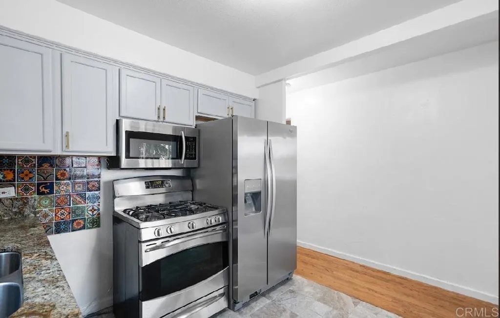 https://cdn.realtyfeed.com/cdn/127/306518030/67edc056ed1f6d89f863ccc26ecaec90.webp