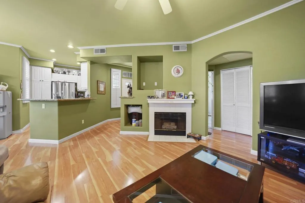 Photo #4: PTP2506179 Listing: Photo #4