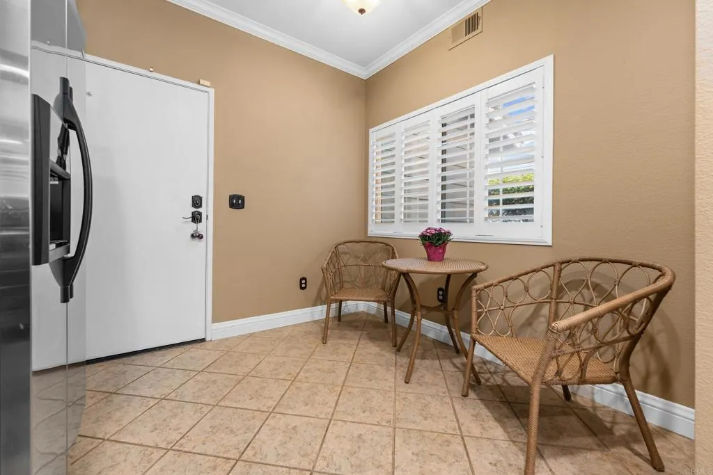 Photo #5: PTP2506180 Listing 