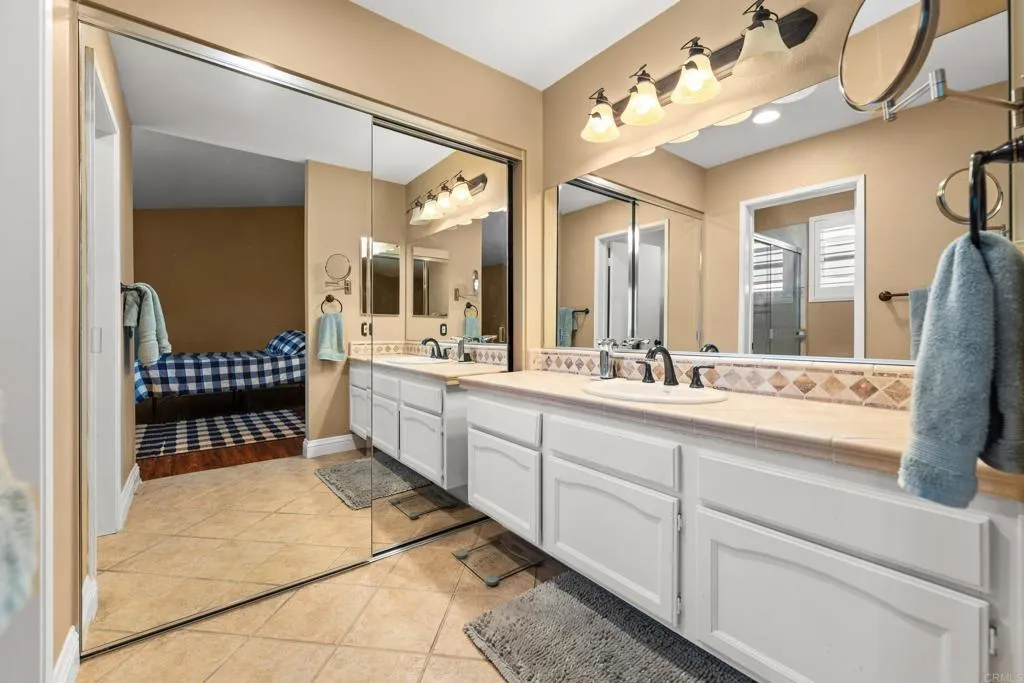 Photo #18: PTP2506180 Listing: Photo #18