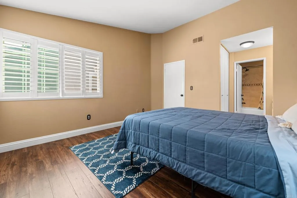Photo #24: PTP2506180 Listing: Photo #24