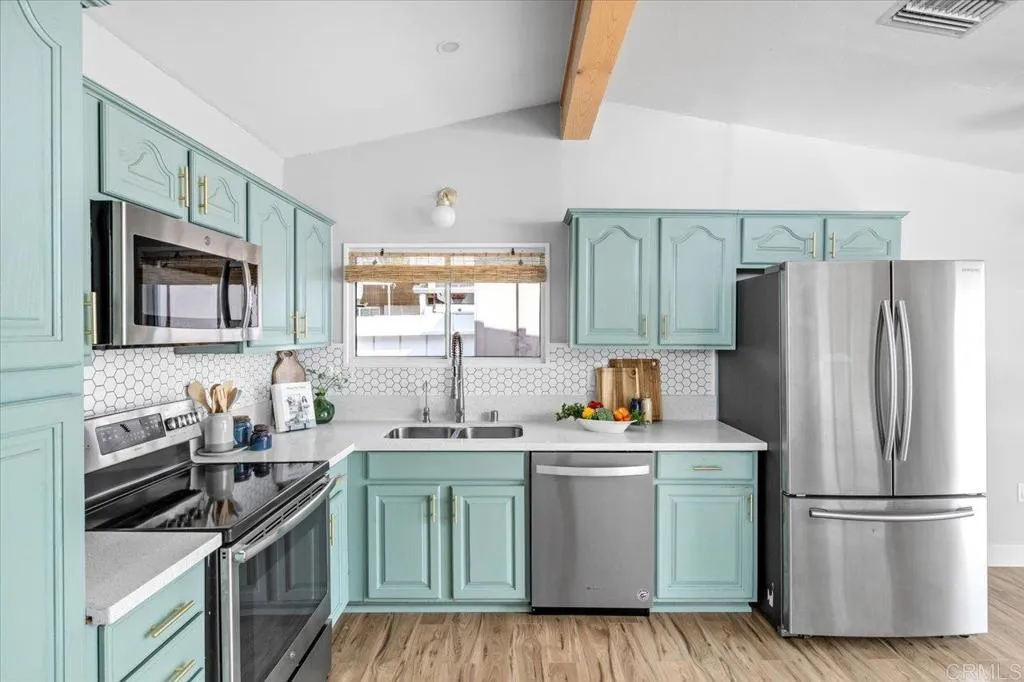 https://cdn.realtyfeed.com/cdn/127/306518071/1f6a723ef093cd39e77265e000934194.webp