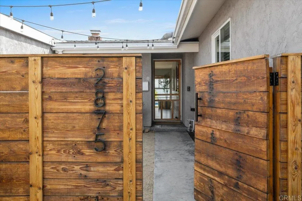 https://cdn.realtyfeed.com/cdn/127/306518071/454067b085c1fd3b5b56dfbe385c89ec.webp
