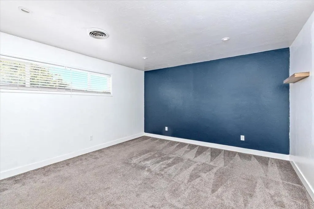 https://cdn.realtyfeed.com/cdn/127/306518071/76bac5a706babdc16ea6ddb3b4687b7a.webp