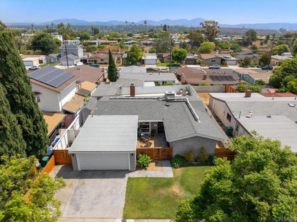 https://cdn.realtyfeed.com/cdn/127/306518071/dddcb9bcd8a7956d4830438d7f287173.webp