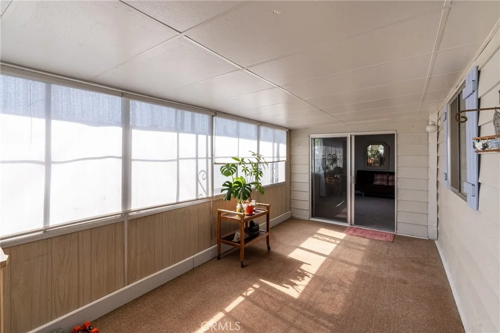 https://cdn.realtyfeed.com/cdn/127/306518072/3f7ec5d6fe5d92480d8ce364abc875a0.webp