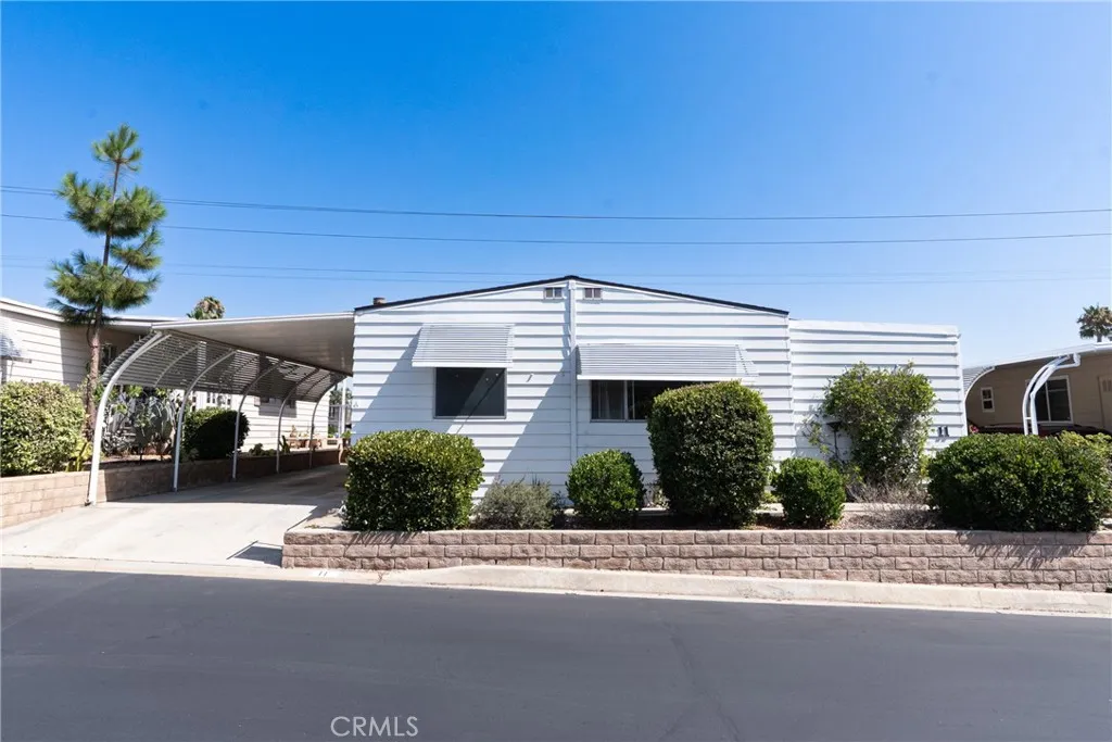 https://cdn.realtyfeed.com/cdn/127/306518072/a8d5686522eace0bfff716fc12ee8dce.webp
