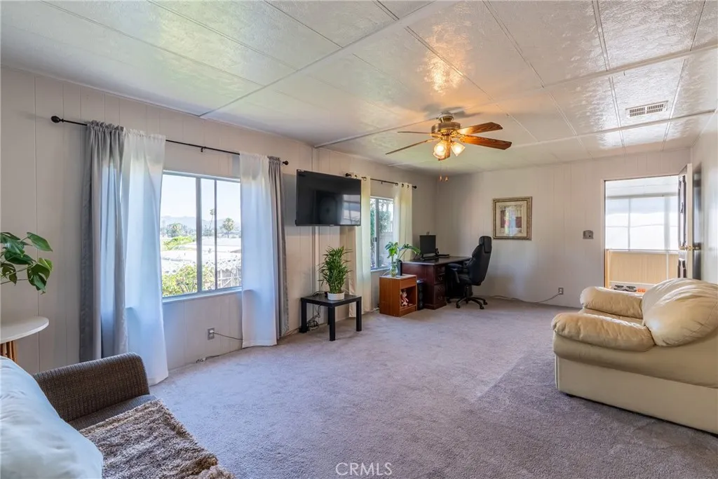 https://cdn.realtyfeed.com/cdn/127/306518072/fcebd35db7832ba00007b1e095cb1af7.webp