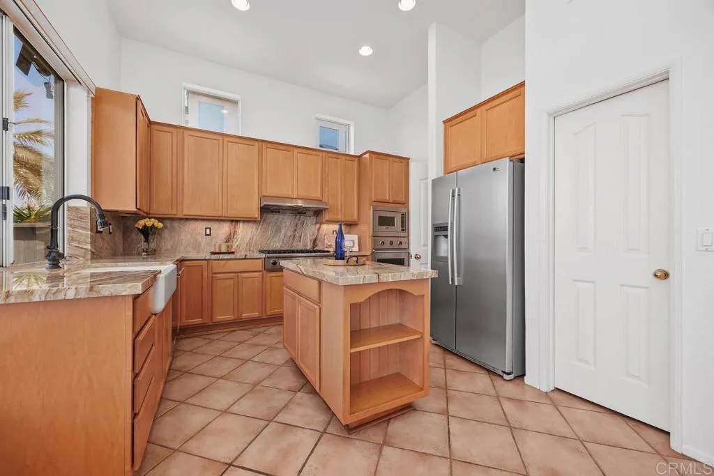 https://cdn.realtyfeed.com/cdn/127/306518102/22c96beeb9544132bdc60f19b371f158.webp