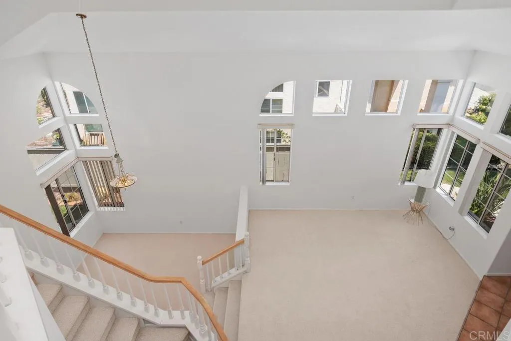 https://cdn.realtyfeed.com/cdn/127/306518102/29619dccb2fec2a1110f4be4f603014f.webp