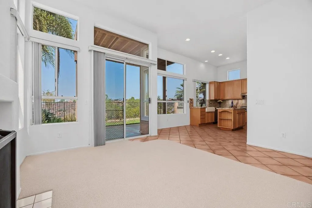 https://cdn.realtyfeed.com/cdn/127/306518102/3de8c0f1246db16563e80120864c8be7.webp