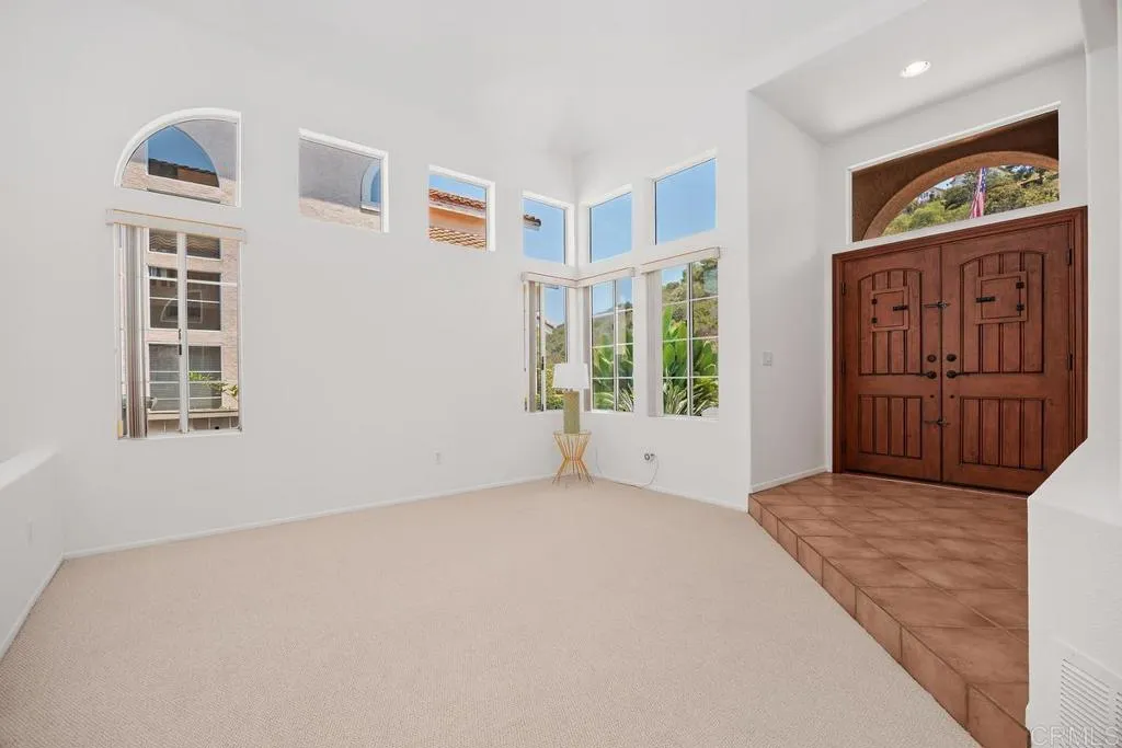 https://cdn.realtyfeed.com/cdn/127/306518102/748c583f675635609bbdc8bab53adc16.webp