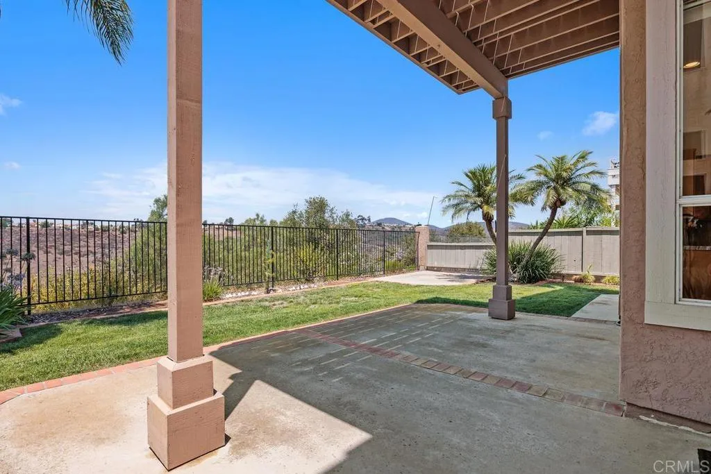 https://cdn.realtyfeed.com/cdn/127/306518102/857424789230866b1f65ad611f433685.webp