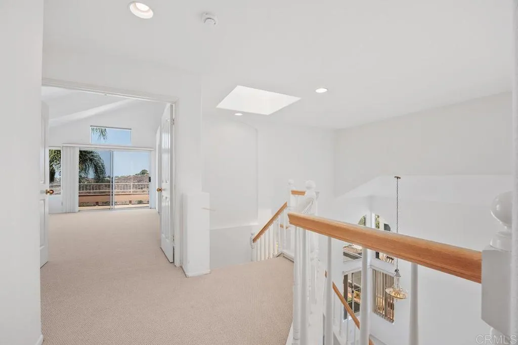https://cdn.realtyfeed.com/cdn/127/306518102/95ca2a4c977cff7d8e7845ce5c0551da.webp