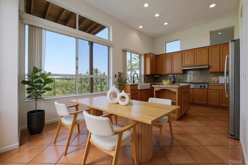 https://cdn.realtyfeed.com/cdn/127/306518102/a45591320ab678a75d509f12292bd64a.webp