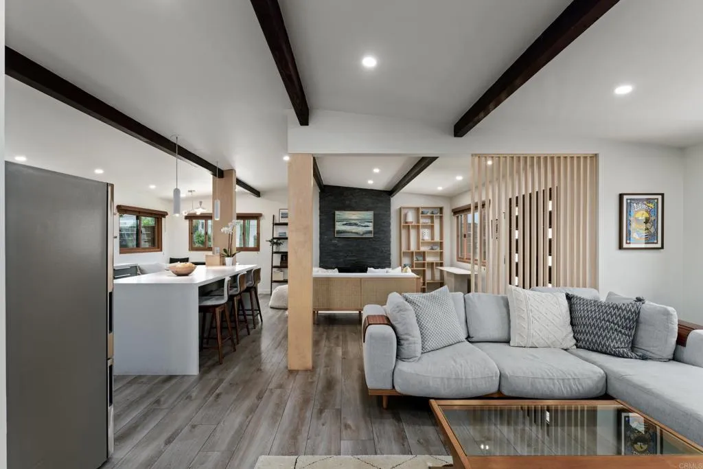 https://cdn.realtyfeed.com/cdn/127/306518133/054b27dee96cf4ba57c6fcc30ccb9f14.webp