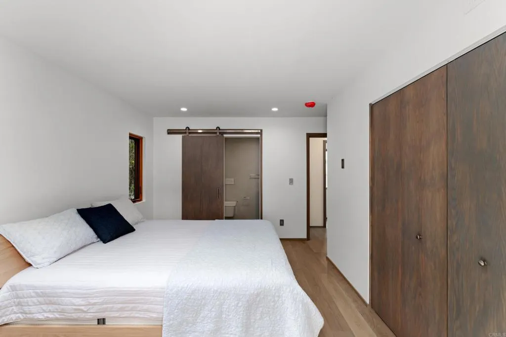 https://cdn.realtyfeed.com/cdn/127/306518133/0bf845ac4161ea4aef53043357003829.webp