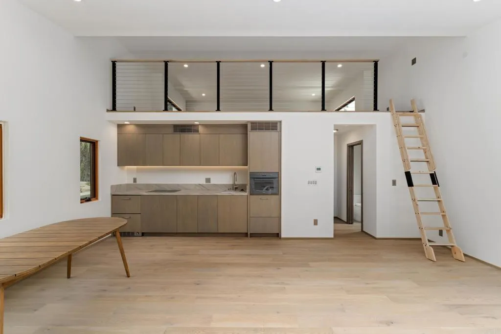 https://cdn.realtyfeed.com/cdn/127/306518133/8eaebc9b05aedcbe0384bba10a03bcc7.webp