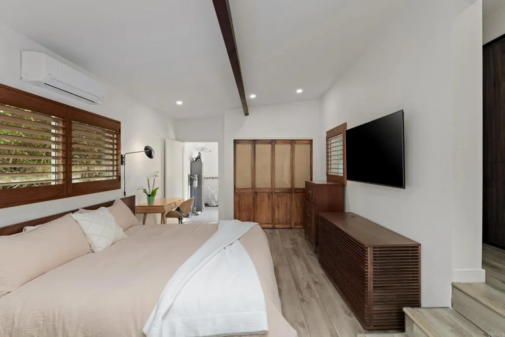 https://cdn.realtyfeed.com/cdn/127/306518133/9136a08a3fda4fc57f71a33203173554.webp