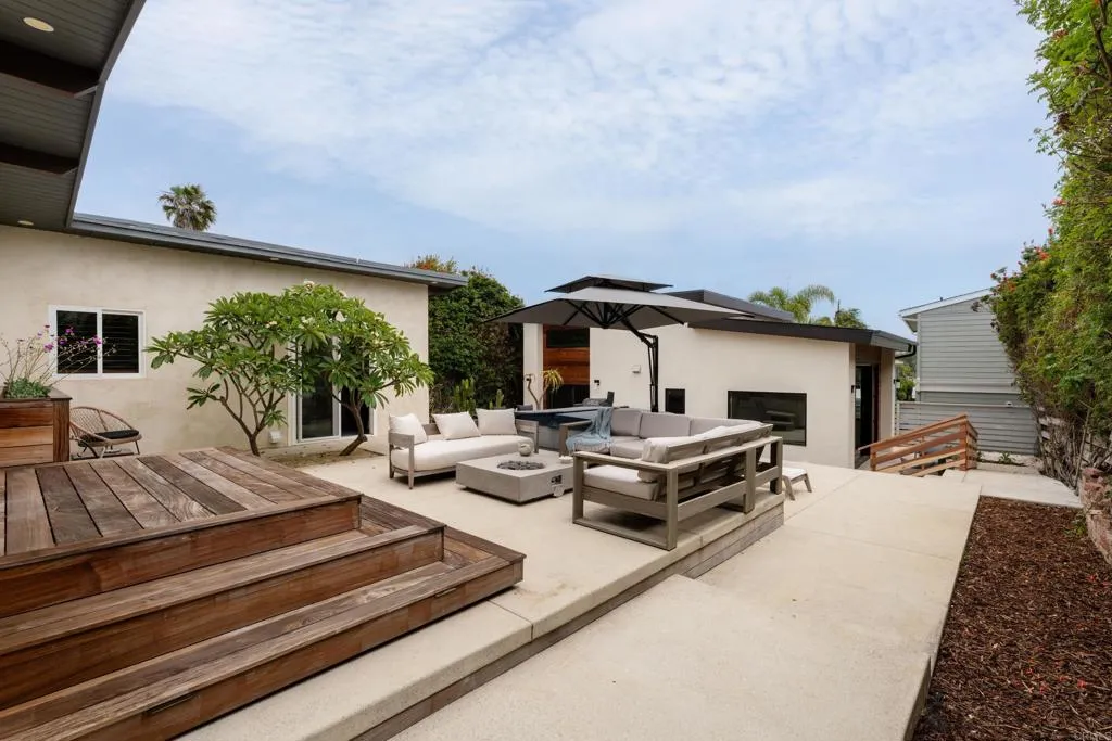 https://cdn.realtyfeed.com/cdn/127/306518133/d8c5a534f2e46b5859c228b176444685.webp