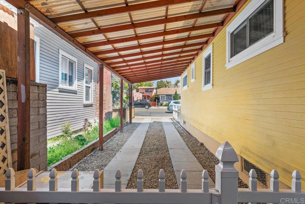 https://cdn.realtyfeed.com/cdn/127/306518217/f17f660344a96019344182a72b2b767e.webp