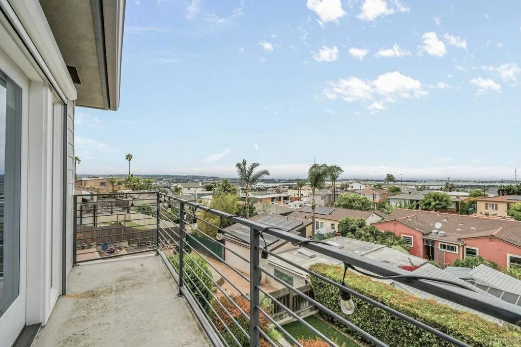 https://cdn.realtyfeed.com/cdn/127/306518224/1a3481ea3a7fd7b85dedba734353c787.webp