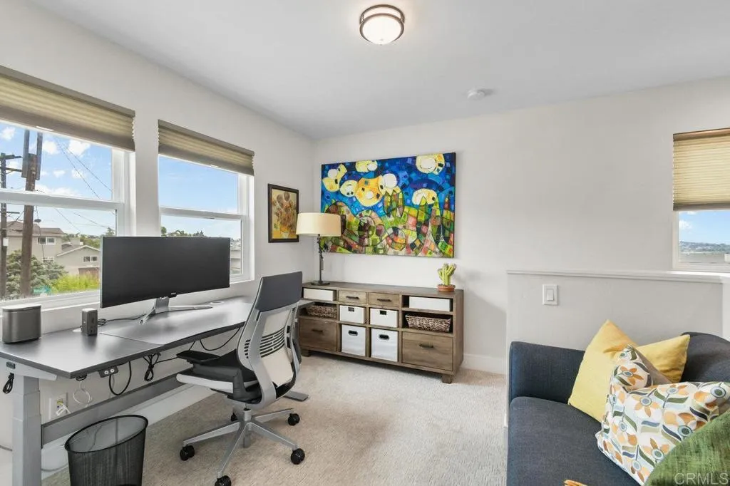 https://cdn.realtyfeed.com/cdn/127/306518224/4cc262af9bc854fa97a30641490fbee7.webp