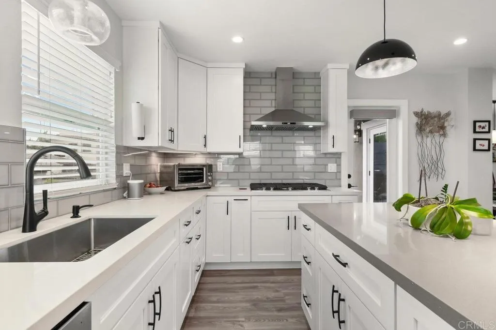https://cdn.realtyfeed.com/cdn/127/306518224/f022cacec744ebf4db4f73f066c90f39.webp