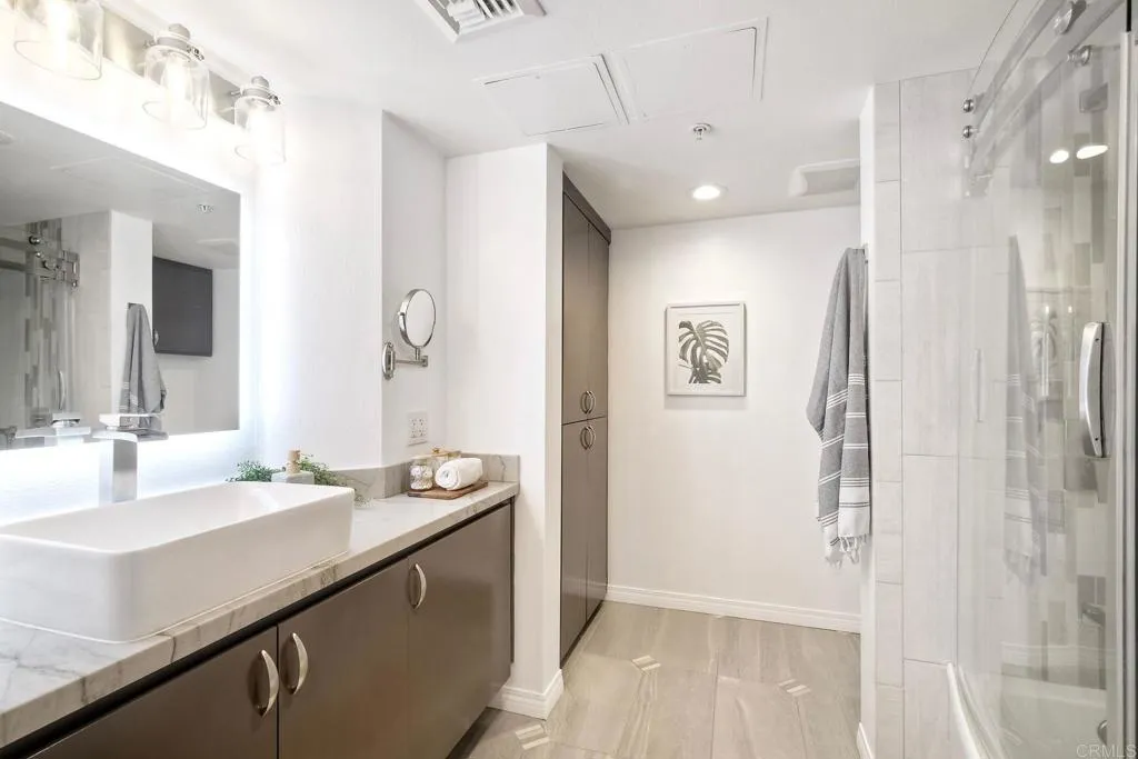 https://cdn.realtyfeed.com/cdn/127/306518226/5db3b49a65516970fb70420fce699371.webp