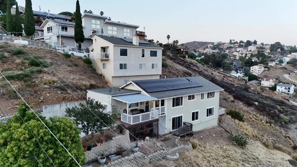 https://cdn.realtyfeed.com/cdn/127/306518231/08907e6190f18cf39c631c43f7be8993.webp