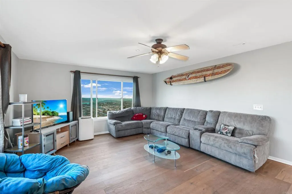 https://cdn.realtyfeed.com/cdn/127/306518231/15fcba06a2a54f4a19758f9df9fc2978.webp