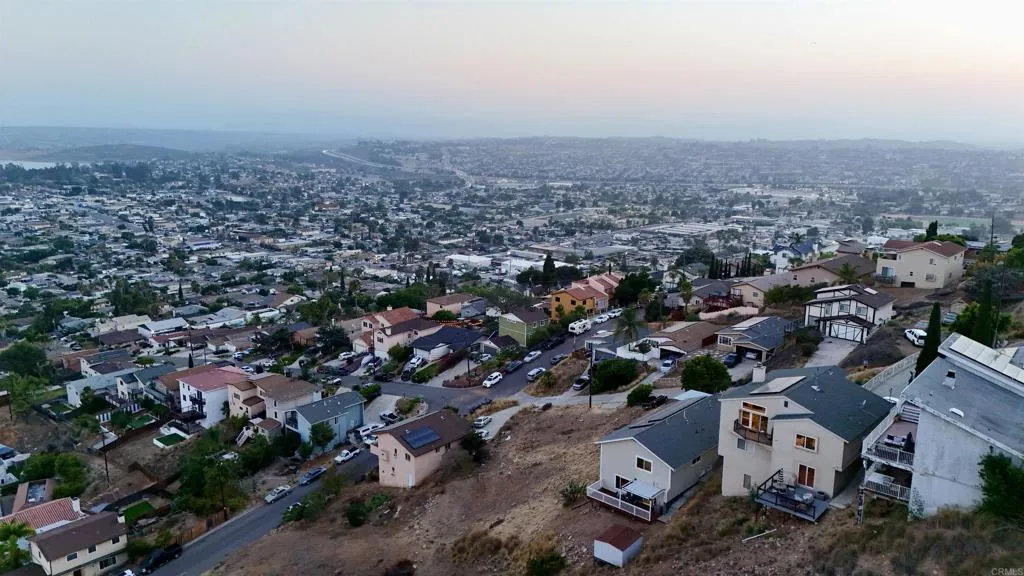 https://cdn.realtyfeed.com/cdn/127/306518231/7374258174bc062e55301d6e044eacd5.webp
