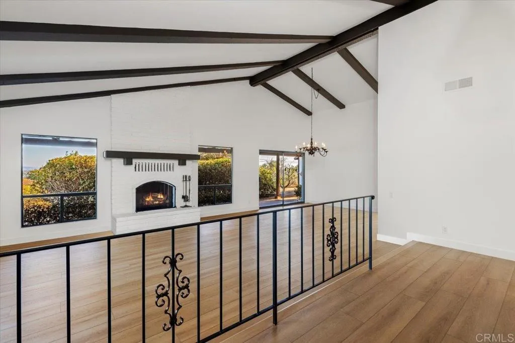 https://cdn.realtyfeed.com/cdn/127/306518247/209e0fc995dea93061a0131eb31e4e5d.webp