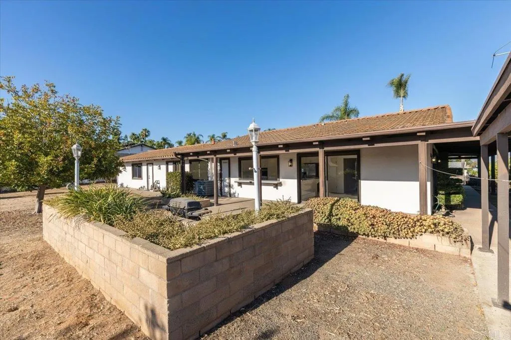 https://cdn.realtyfeed.com/cdn/127/306518247/a832ecd2ac4e0471027f98ffdf749337.webp