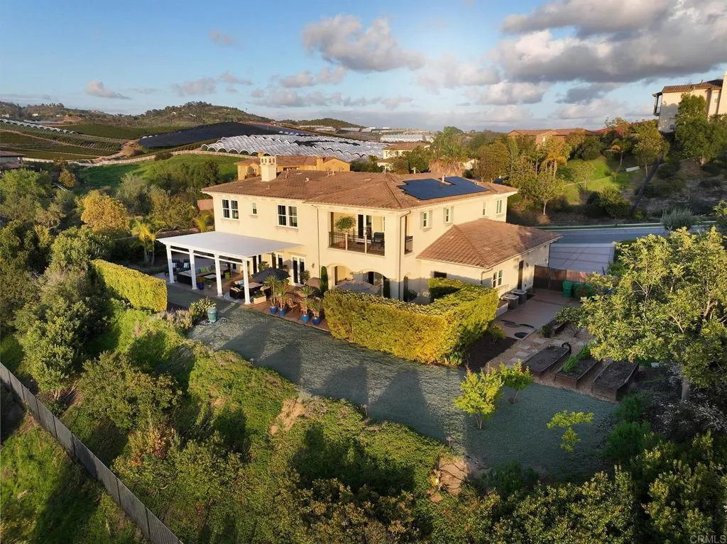 https://cdn.realtyfeed.com/cdn/127/306518264/12915b4a211367f2dc5155664b28b192.webp