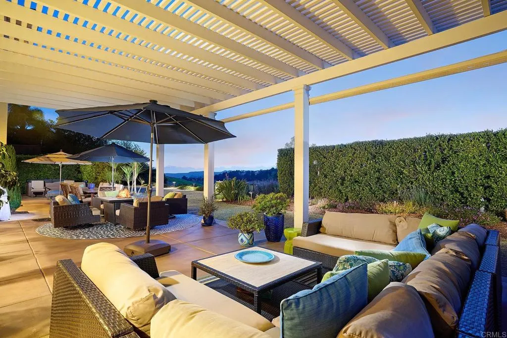 https://cdn.realtyfeed.com/cdn/127/306518264/274e03b50ec03f664d167b49351e591f.webp