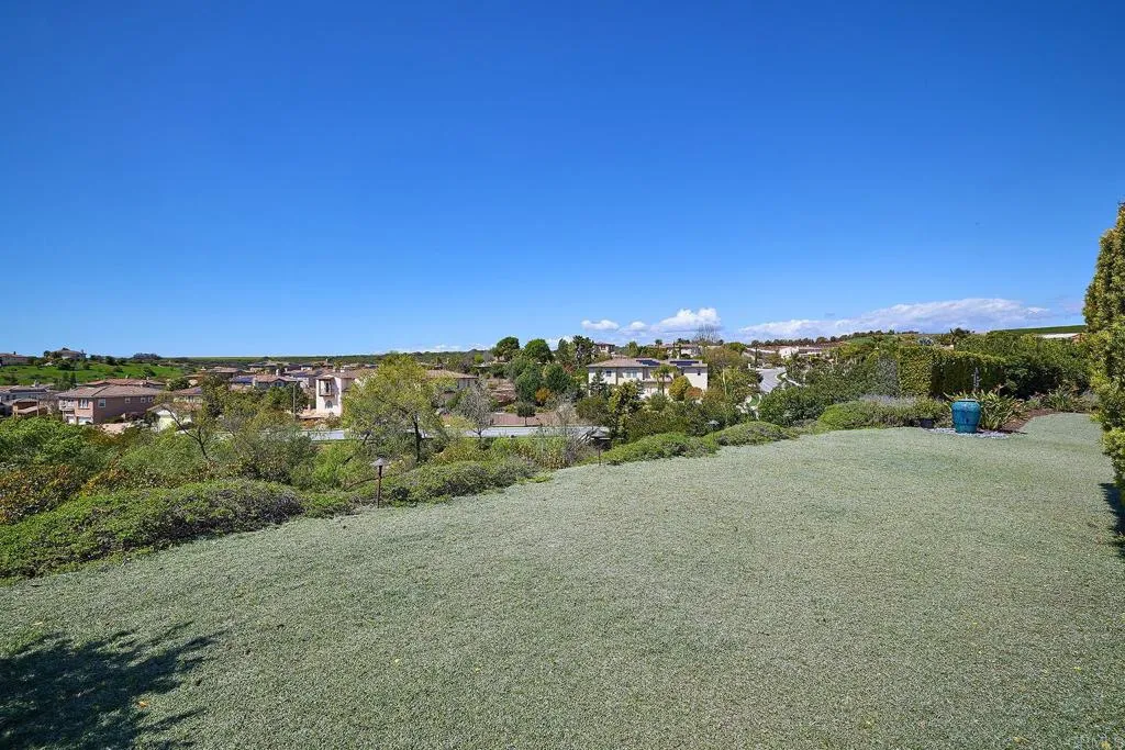 https://cdn.realtyfeed.com/cdn/127/306518264/44b308237a54d4fcc1b37b5c96773928.webp