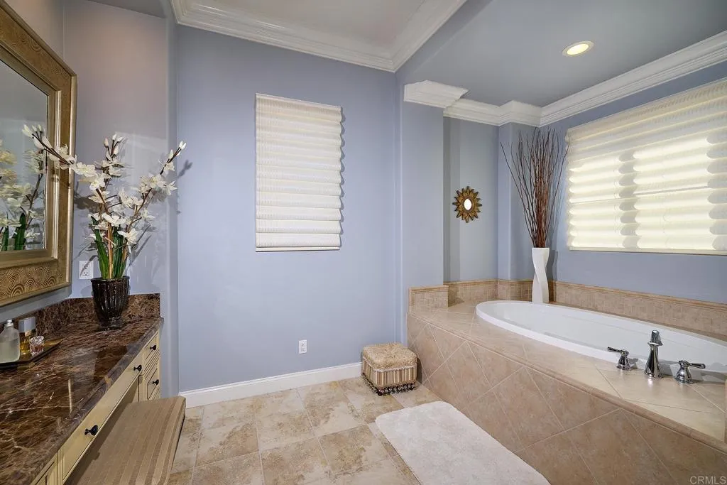 https://cdn.realtyfeed.com/cdn/127/306518264/c7d072d74f60870cc44747436d918e3d.webp