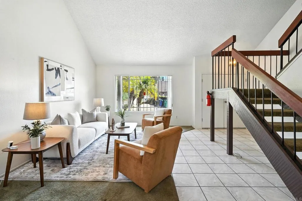 https://cdn.realtyfeed.com/cdn/127/306518285/0bc501b02948cc314afe827d6a84e870.webp