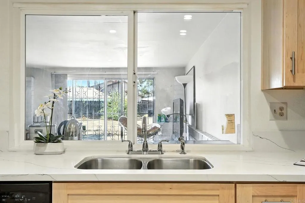 https://cdn.realtyfeed.com/cdn/127/306518285/173f5593e3255b21b0826273c0e01be6.webp