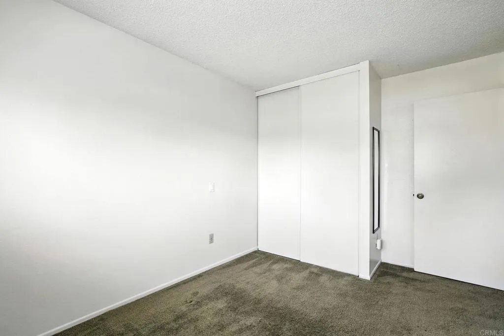 https://cdn.realtyfeed.com/cdn/127/306518285/b4a8ffdf20d1852acf90966049cf6715.webp