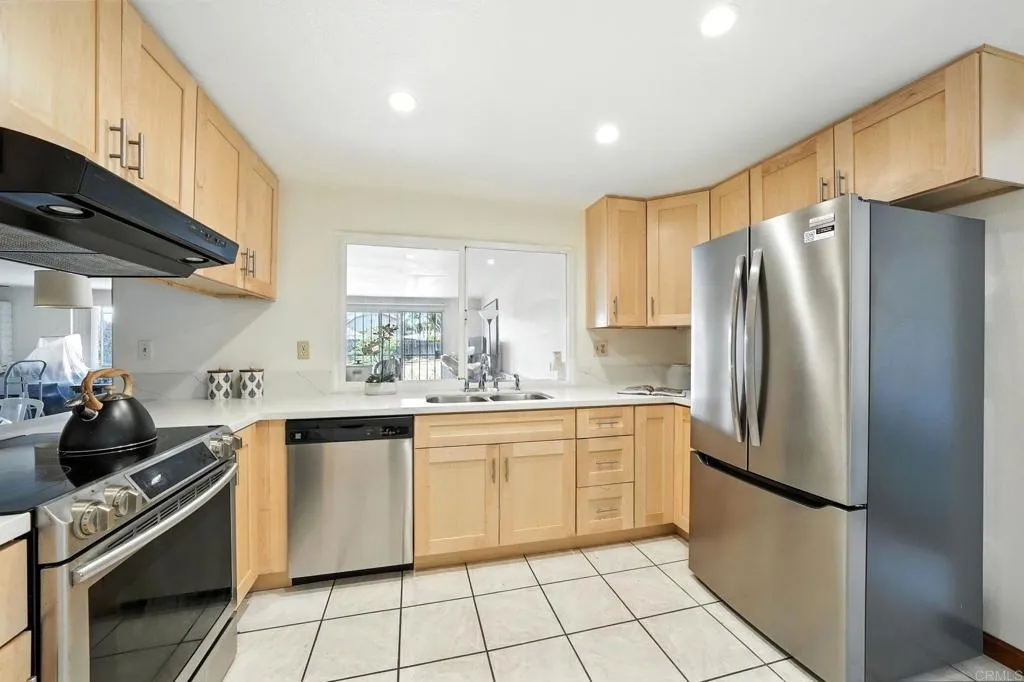 https://cdn.realtyfeed.com/cdn/127/306518285/d0d665fb80e771322e62a4ea0733da25.webp